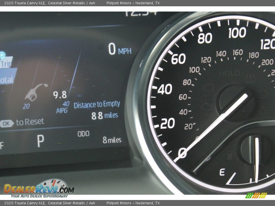 2020 Toyota Camry XLE Celestial Silver Metallic / Ash Photo #13