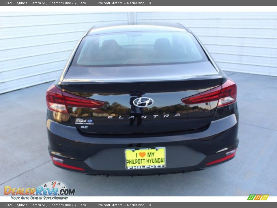 2020 Hyundai Elantra SE Phantom Black / Black Photo #6