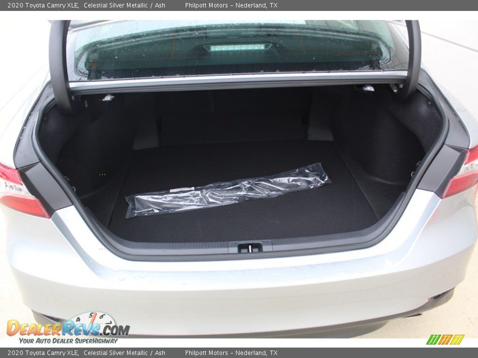 2020 Toyota Camry XLE Celestial Silver Metallic / Ash Photo #21