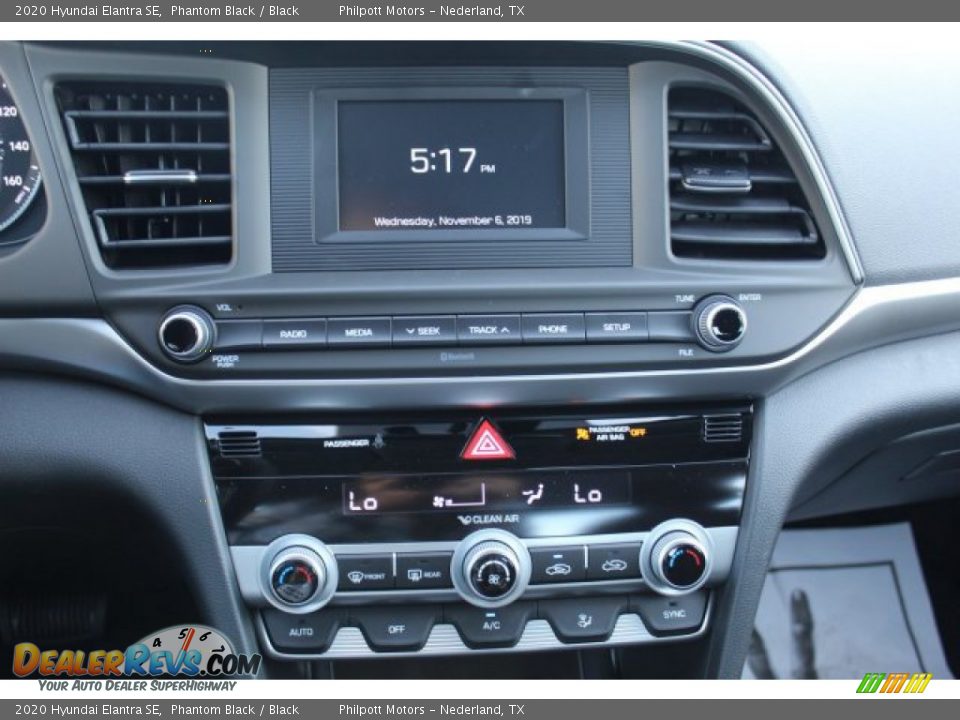 2020 Hyundai Elantra SE Phantom Black / Black Photo #15