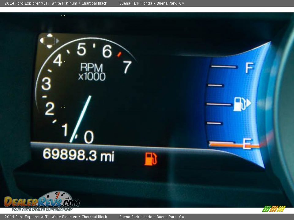 2014 Ford Explorer XLT White Platinum / Charcoal Black Photo #6