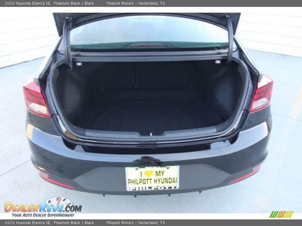 2020 Hyundai Elantra SE Phantom Black / Black Photo #21
