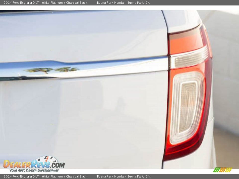 2014 Ford Explorer XLT White Platinum / Charcoal Black Photo #11