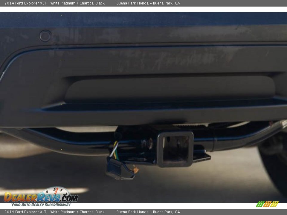 2014 Ford Explorer XLT White Platinum / Charcoal Black Photo #12
