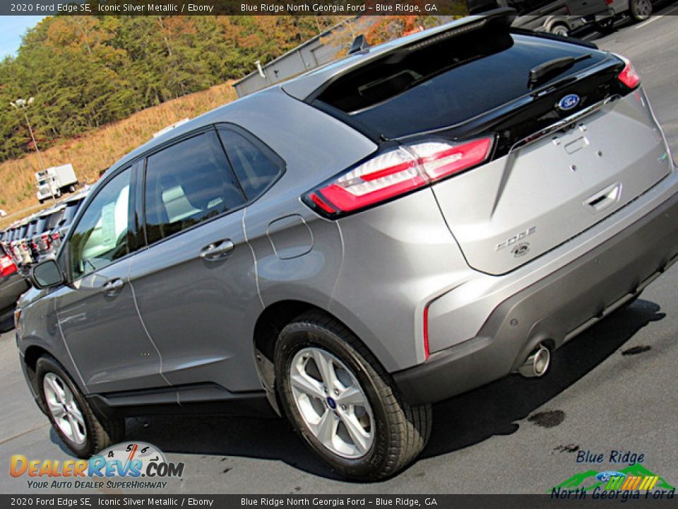 2020 Ford Edge SE Iconic Silver Metallic / Ebony Photo #32