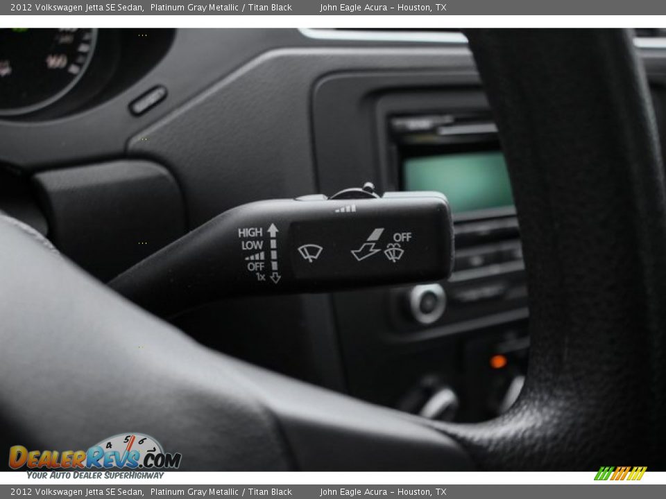 2012 Volkswagen Jetta SE Sedan Platinum Gray Metallic / Titan Black Photo #36
