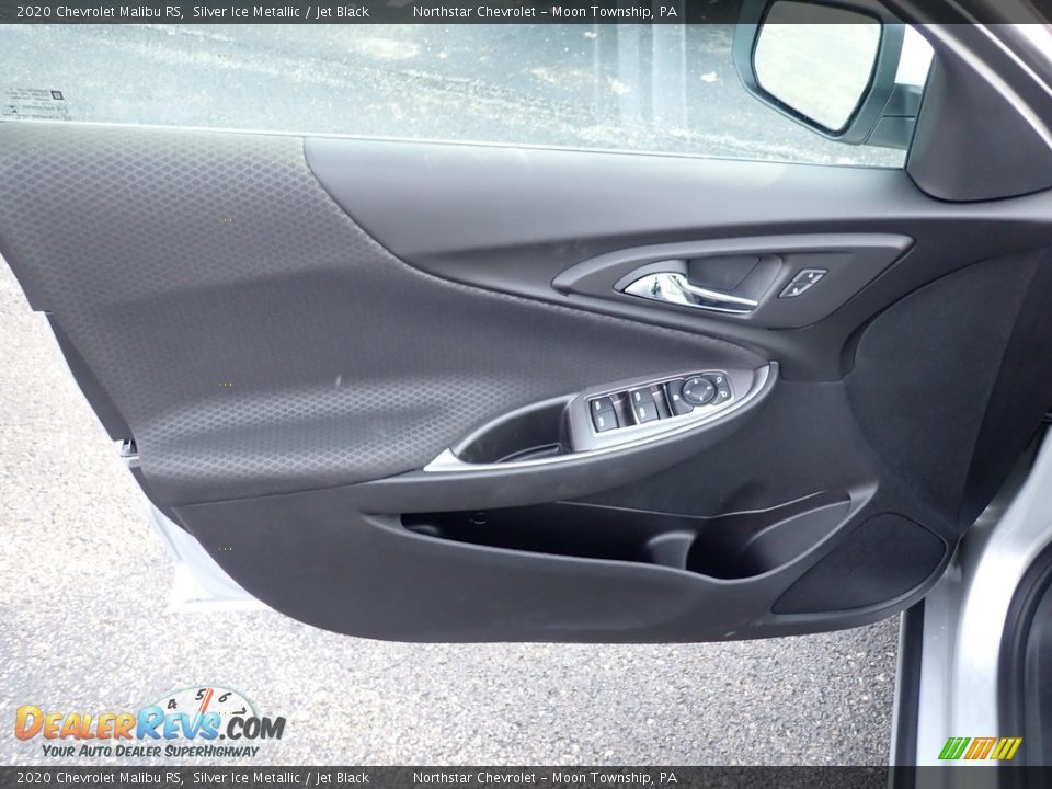 Door Panel of 2020 Chevrolet Malibu RS Photo #13