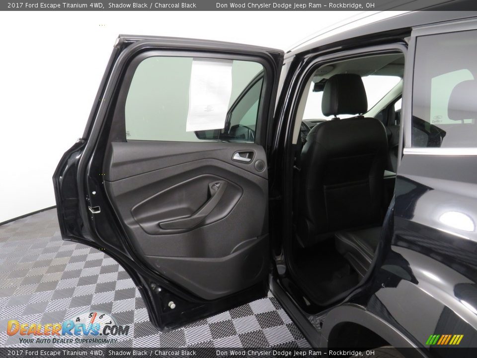 2017 Ford Escape Titanium 4WD Shadow Black / Charcoal Black Photo #25