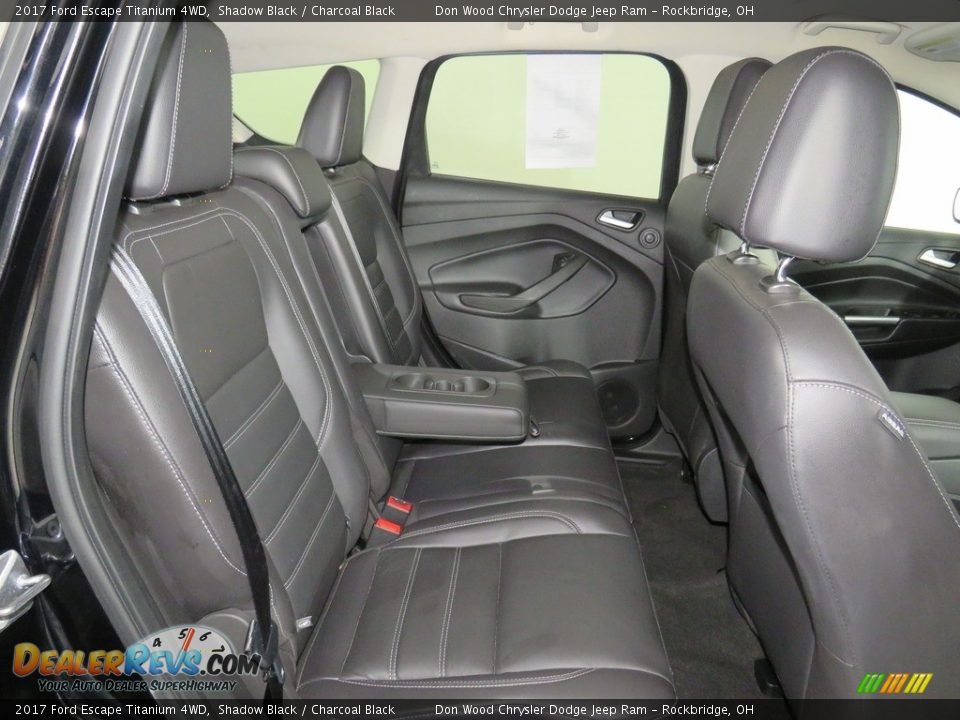 2017 Ford Escape Titanium 4WD Shadow Black / Charcoal Black Photo #30