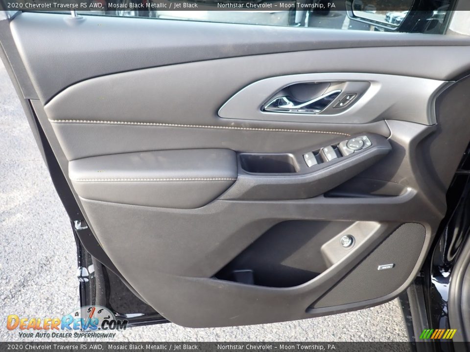 Door Panel of 2020 Chevrolet Traverse RS AWD Photo #15