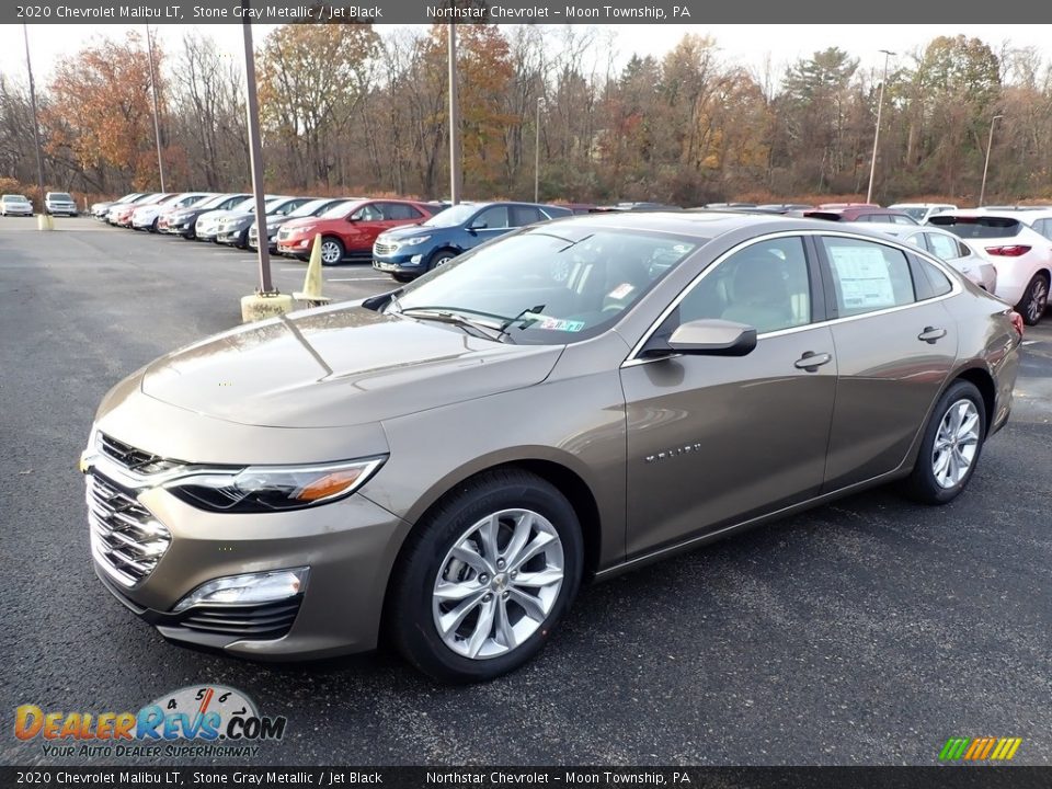 Front 3/4 View of 2020 Chevrolet Malibu LT Photo #1