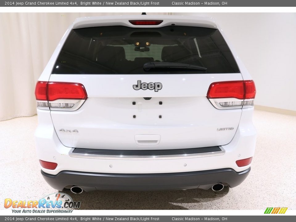 2014 Jeep Grand Cherokee Limited 4x4 Bright White / New Zealand Black/Light Frost Photo #25