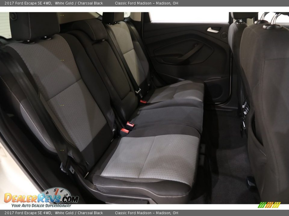 2017 Ford Escape SE 4WD White Gold / Charcoal Black Photo #17
