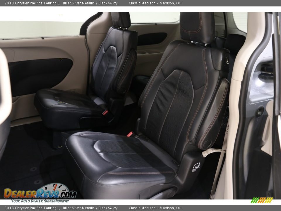 2018 Chrysler Pacifica Touring L Billet Silver Metallic / Black/Alloy Photo #20
