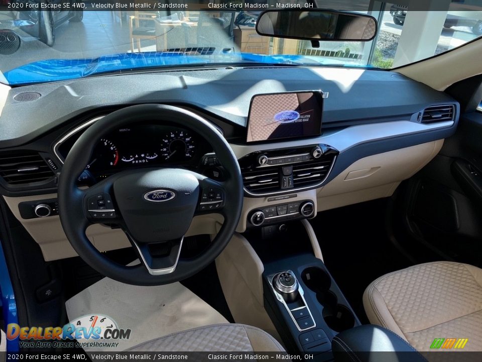 Dashboard of 2020 Ford Escape SE 4WD Photo #3