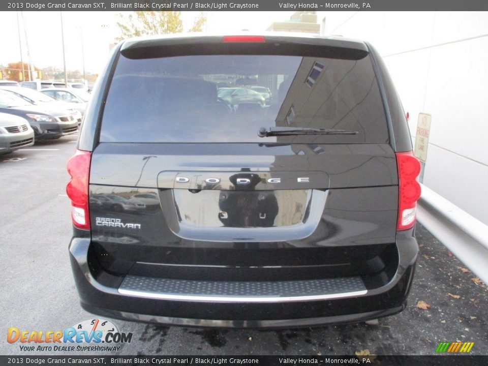 2013 Dodge Grand Caravan SXT Brilliant Black Crystal Pearl / Black/Light Graystone Photo #4