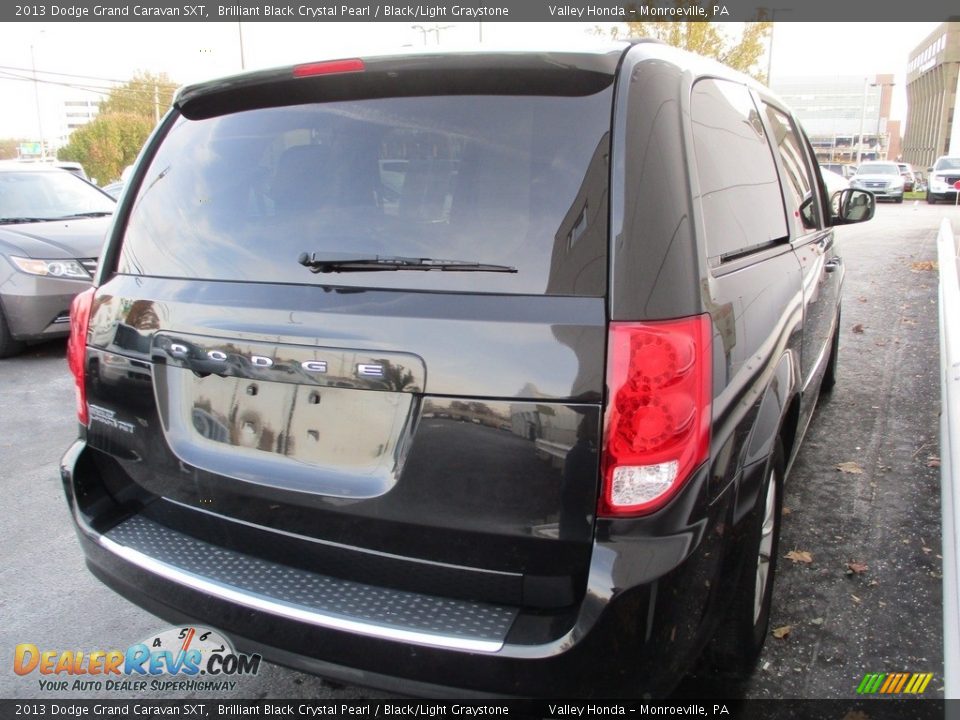 2013 Dodge Grand Caravan SXT Brilliant Black Crystal Pearl / Black/Light Graystone Photo #5