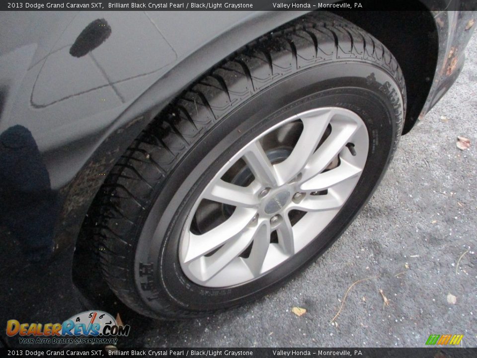 2013 Dodge Grand Caravan SXT Brilliant Black Crystal Pearl / Black/Light Graystone Photo #6