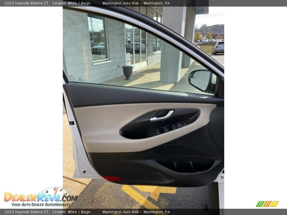 2020 Hyundai Elantra GT Ceramic White / Beige Photo #11