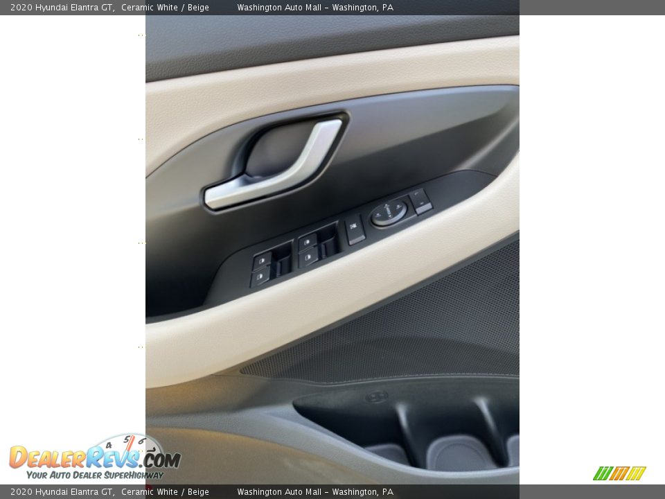 2020 Hyundai Elantra GT Ceramic White / Beige Photo #12