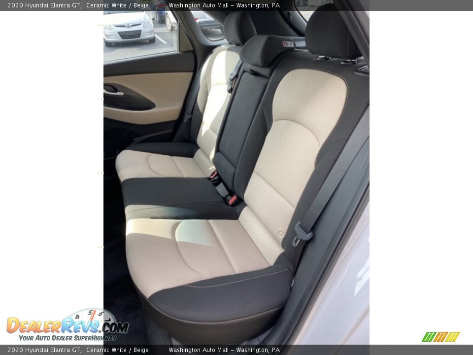2020 Hyundai Elantra GT Ceramic White / Beige Photo #19