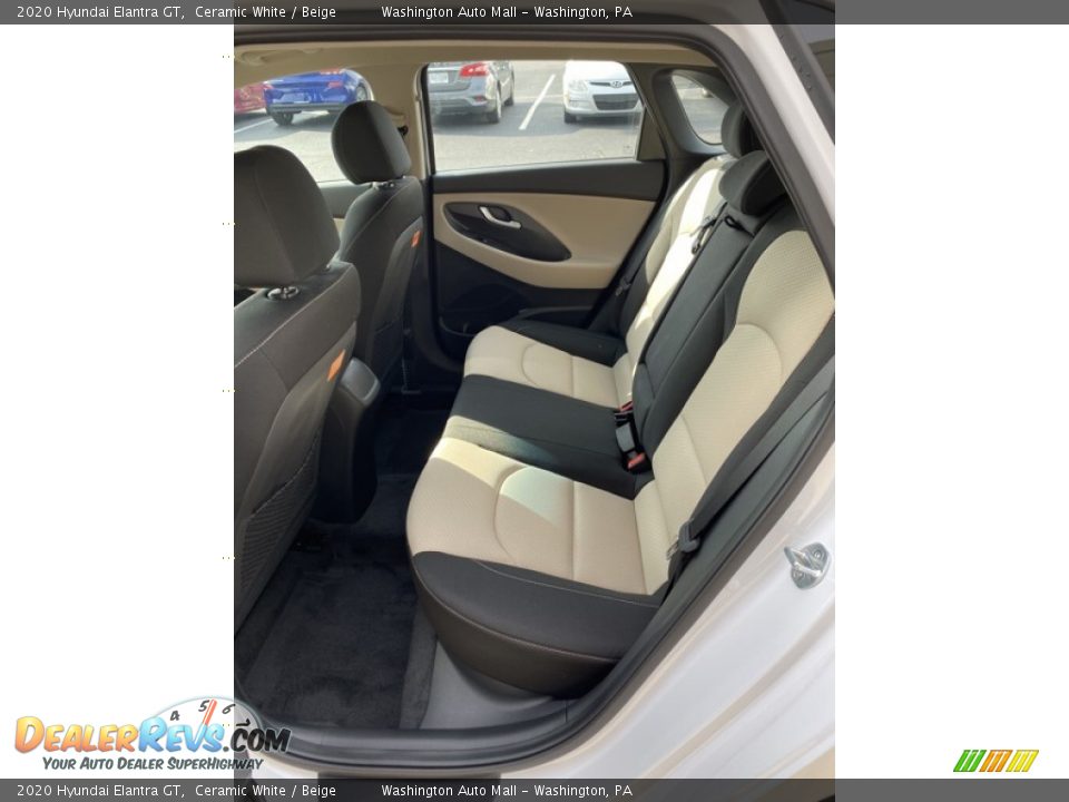 2020 Hyundai Elantra GT Ceramic White / Beige Photo #20