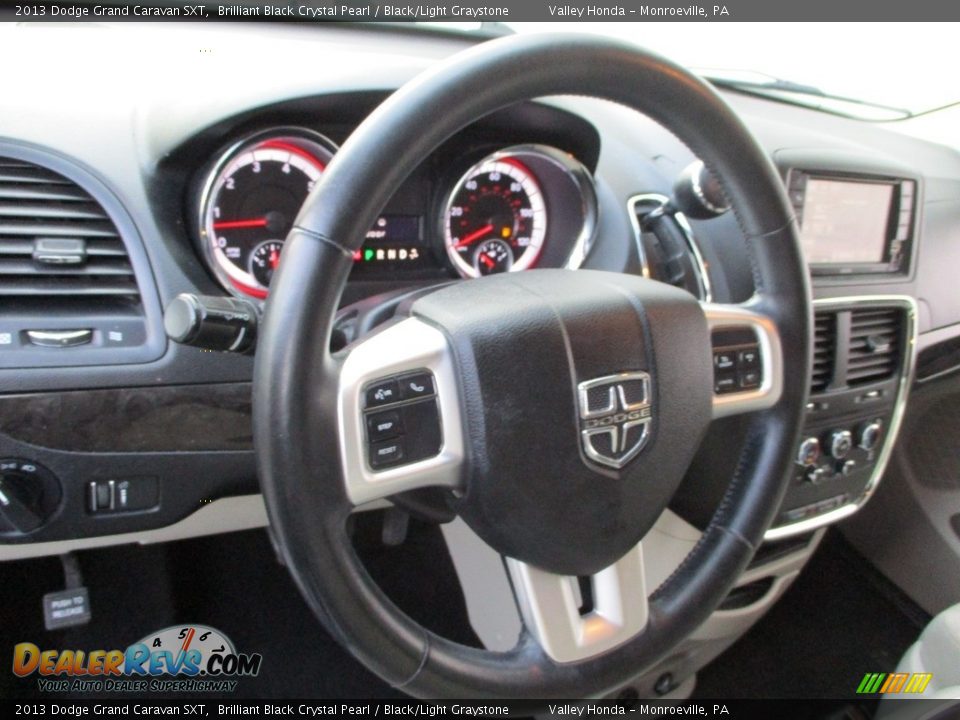 2013 Dodge Grand Caravan SXT Brilliant Black Crystal Pearl / Black/Light Graystone Photo #15