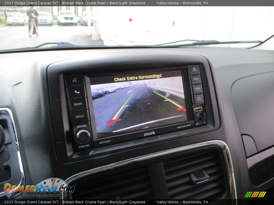 2013 Dodge Grand Caravan SXT Brilliant Black Crystal Pearl / Black/Light Graystone Photo #17