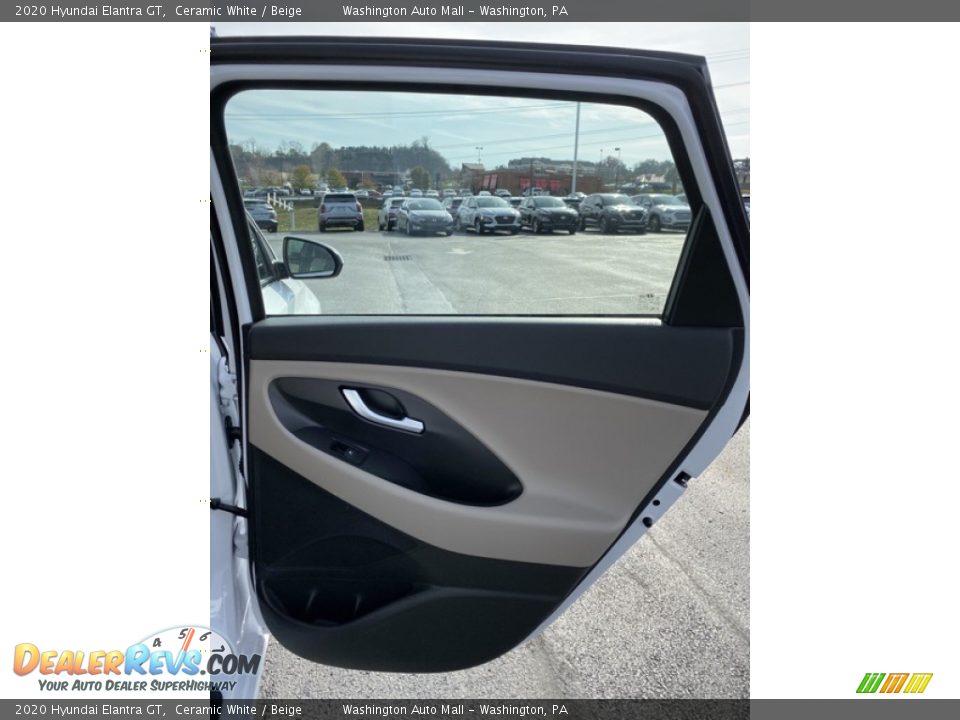 2020 Hyundai Elantra GT Ceramic White / Beige Photo #24