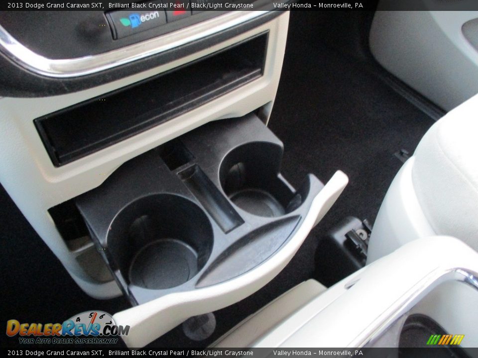 2013 Dodge Grand Caravan SXT Brilliant Black Crystal Pearl / Black/Light Graystone Photo #18