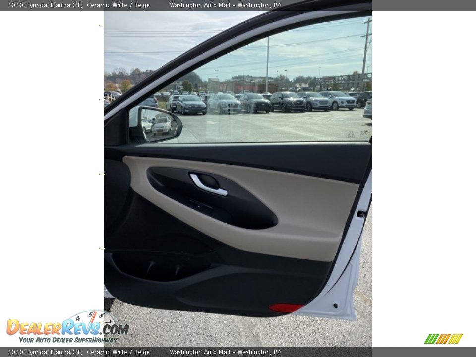 2020 Hyundai Elantra GT Ceramic White / Beige Photo #27