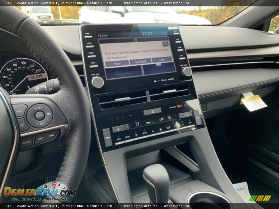 2020 Toyota Avalon Hybrid XLE Midnight Black Metallic / Black Photo #8