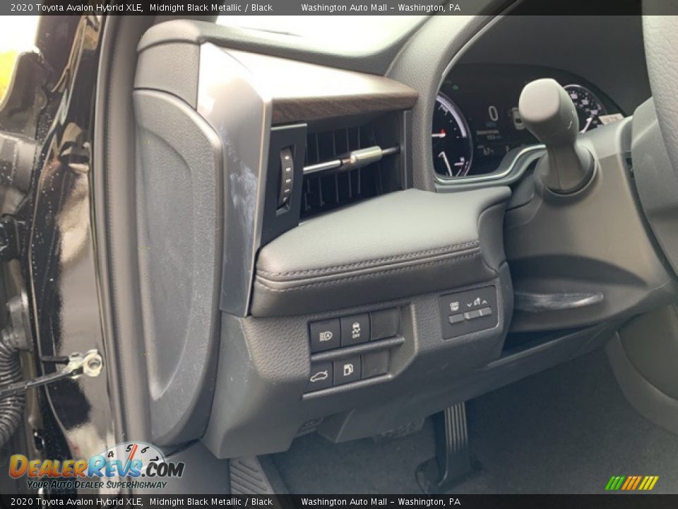 2020 Toyota Avalon Hybrid XLE Midnight Black Metallic / Black Photo #9