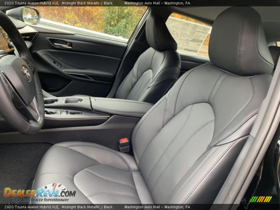 Front Seat of 2020 Toyota Avalon Hybrid XLE Photo #10