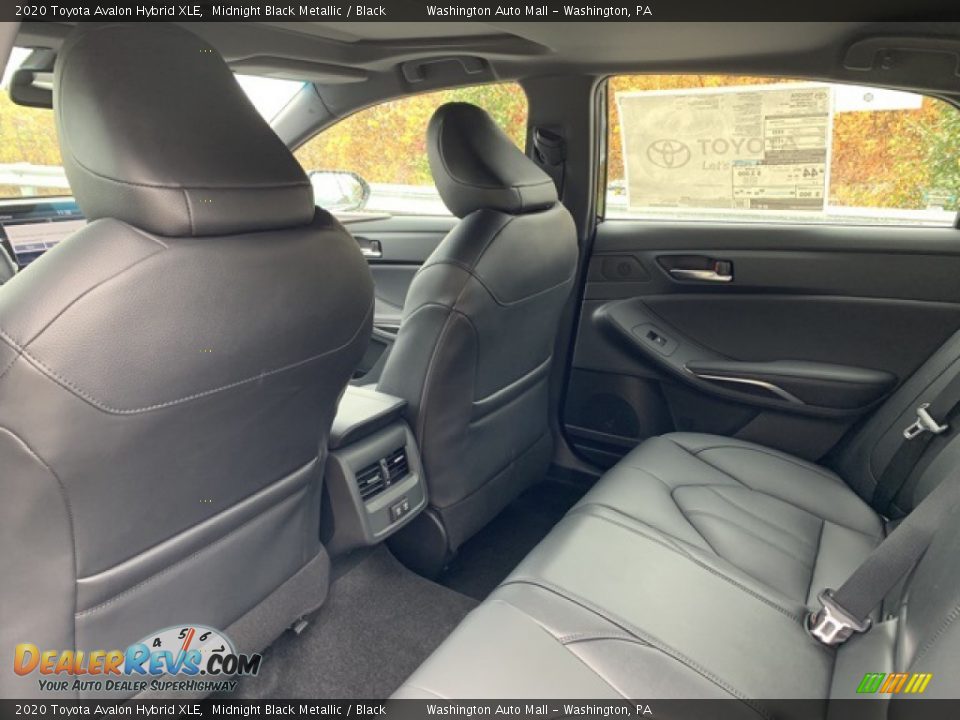 2020 Toyota Avalon Hybrid XLE Midnight Black Metallic / Black Photo #14