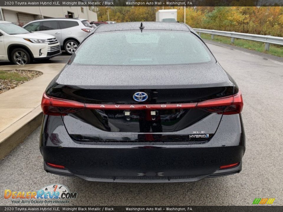 2020 Toyota Avalon Hybrid XLE Midnight Black Metallic / Black Photo #16