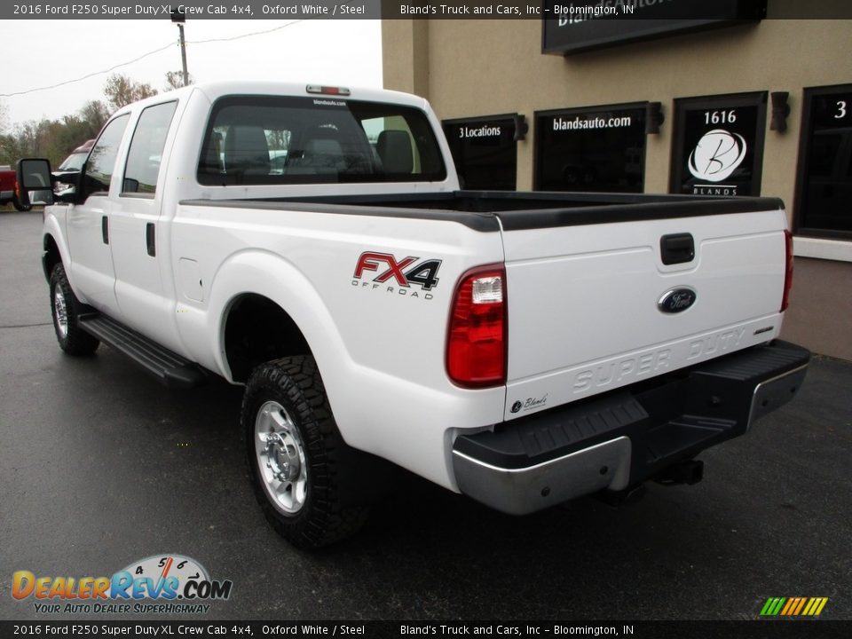 2016 Ford F250 Super Duty XL Crew Cab 4x4 Oxford White / Steel Photo #3