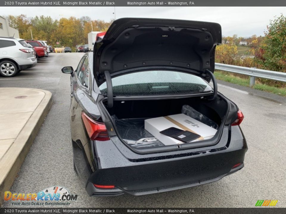 2020 Toyota Avalon Hybrid XLE Midnight Black Metallic / Black Photo #18