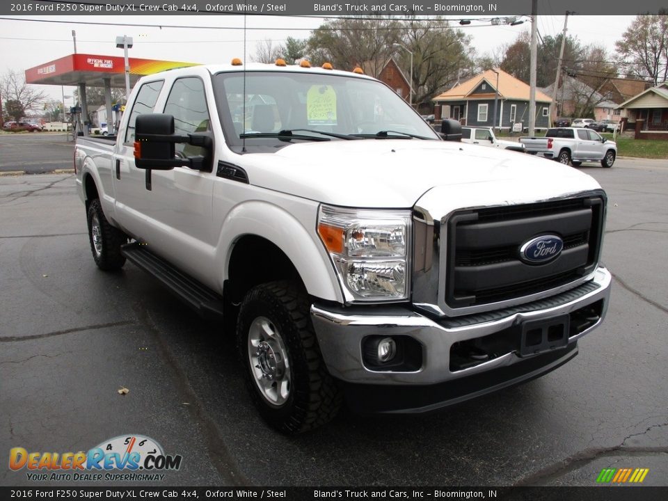 2016 Ford F250 Super Duty XL Crew Cab 4x4 Oxford White / Steel Photo #5
