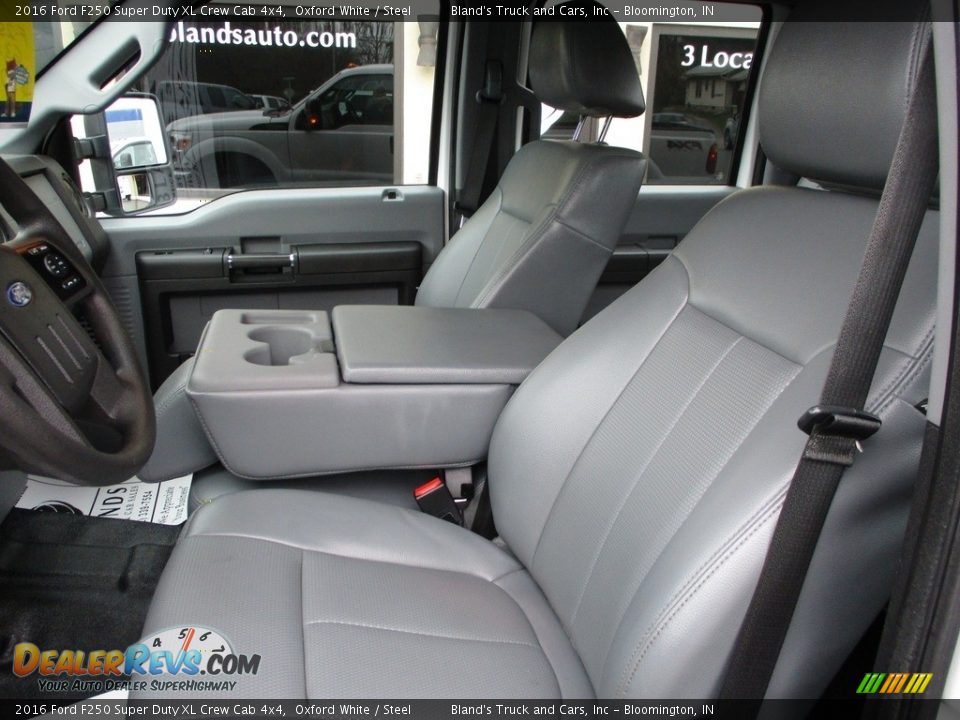 2016 Ford F250 Super Duty XL Crew Cab 4x4 Oxford White / Steel Photo #7