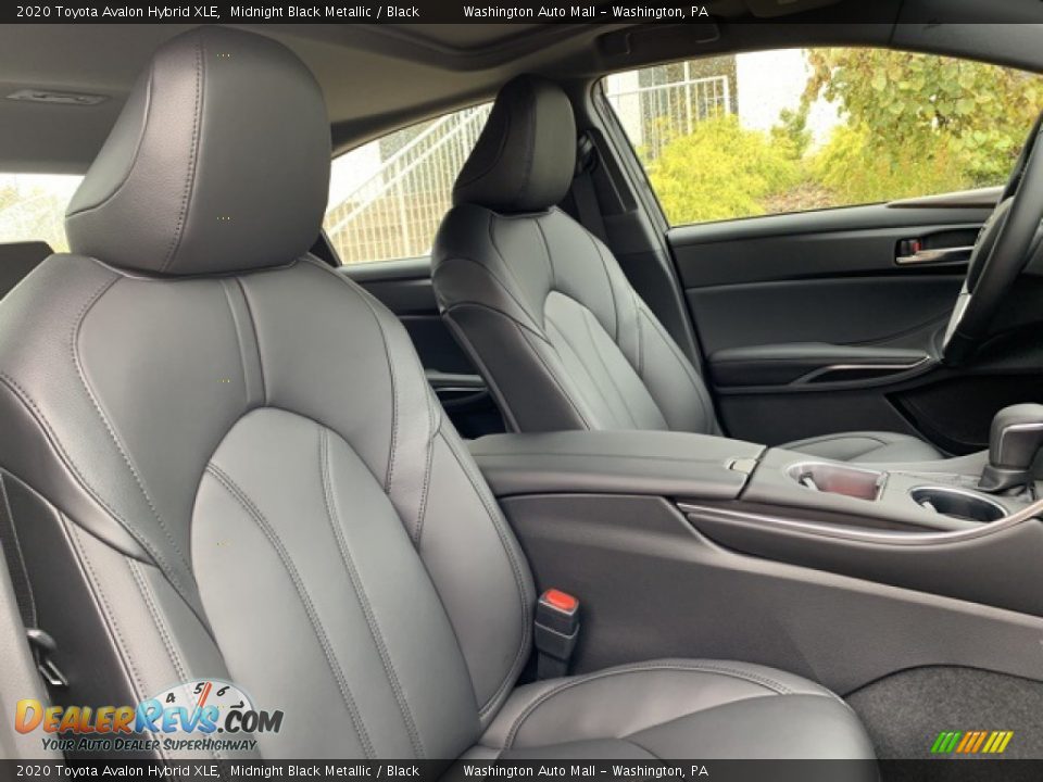 Front Seat of 2020 Toyota Avalon Hybrid XLE Photo #22