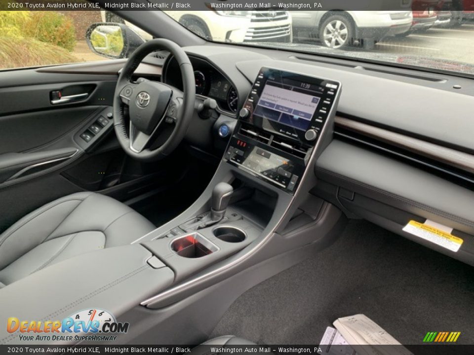 Black Interior - 2020 Toyota Avalon Hybrid XLE Photo #24