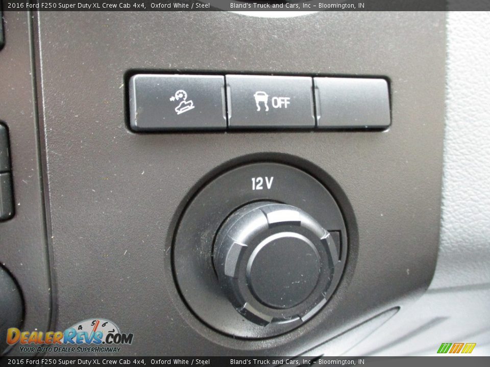 2016 Ford F250 Super Duty XL Crew Cab 4x4 Oxford White / Steel Photo #23