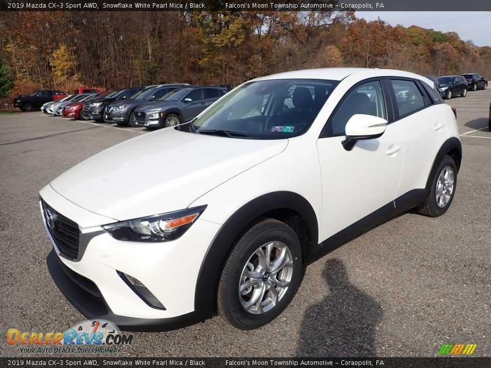 Front 3/4 View of 2019 Mazda CX-3 Sport AWD Photo #5