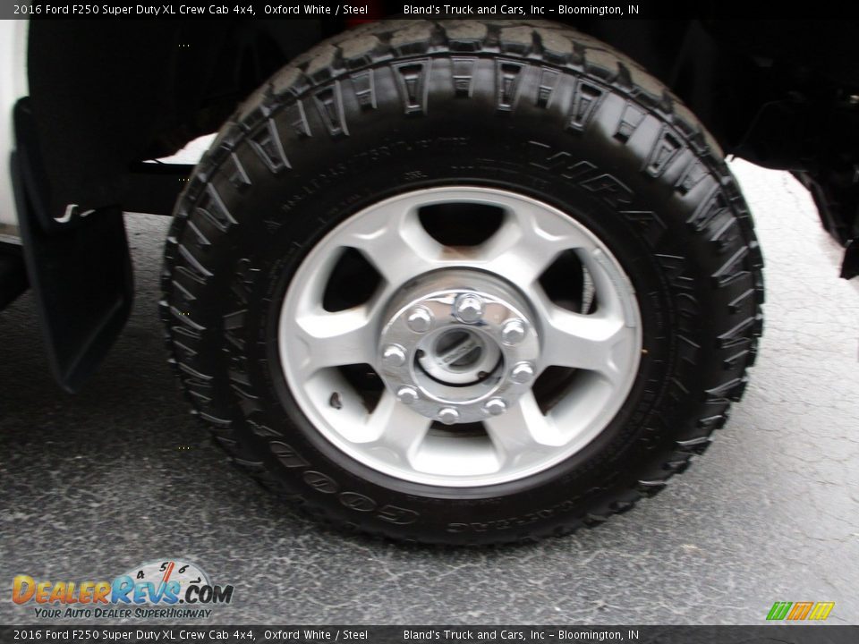 2016 Ford F250 Super Duty XL Crew Cab 4x4 Oxford White / Steel Photo #28
