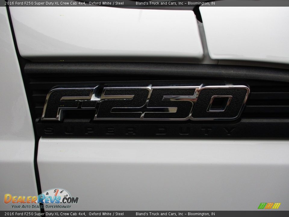 2016 Ford F250 Super Duty XL Crew Cab 4x4 Oxford White / Steel Photo #29