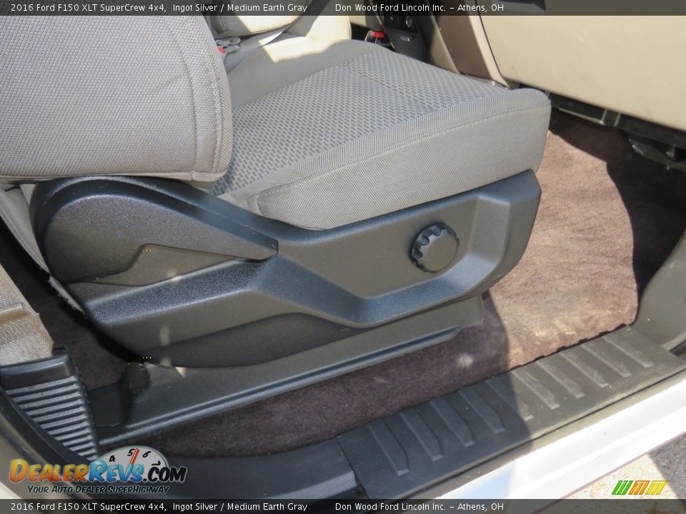 2016 Ford F150 XLT SuperCrew 4x4 Ingot Silver / Medium Earth Gray Photo #23
