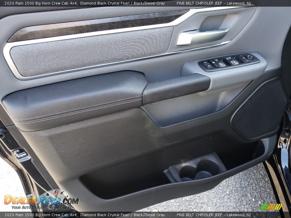2020 Ram 1500 Big Horn Crew Cab 4x4 Diamond Black Crystal Pearl / Black/Diesel Gray Photo #8