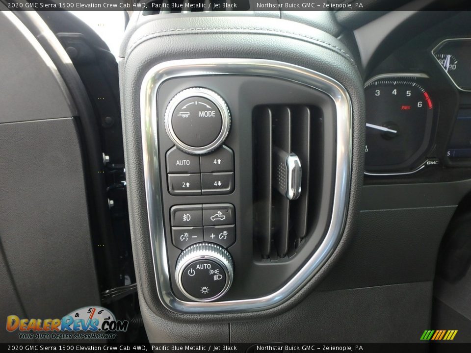 Controls of 2020 GMC Sierra 1500 Elevation Crew Cab 4WD Photo #12