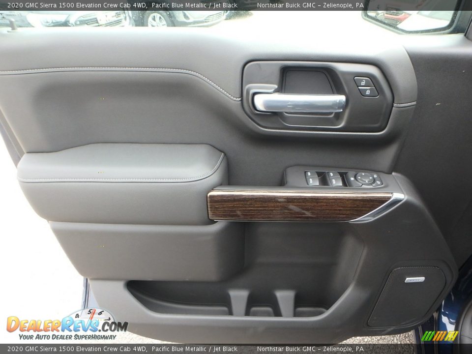 Door Panel of 2020 GMC Sierra 1500 Elevation Crew Cab 4WD Photo #16